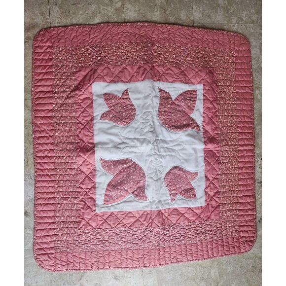 Decorative handmade quilted wall hanging or table cover peachy pink floral - Picture 1 of 7